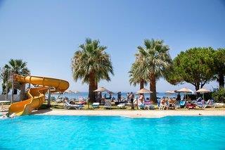 Ferien im Nuova Beach Hotel - hier günstig online buchen