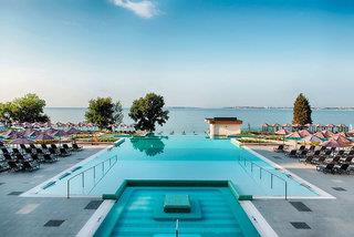Ferien im Secrets Sunny Beach Resort & Spa - hier günstig online buchen