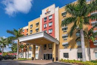 Ferien im Comfort Suites Fort Lauderdale Airport South & Cruise Port - hier günstig online buchen