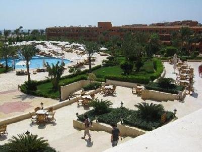 Ferien im Amwaj Oyoun Resort & Spa - hier günstig online buchen