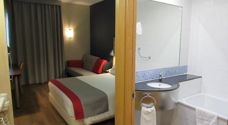 Ferien im Holiday Inn Express Hotel Alcobendas - hier günstig online buchen