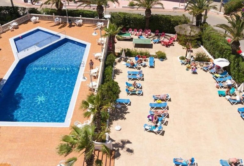 Ferien im Hotel Riomar, Ibiza, a Tribute Portfolio Hotel - hier günstig online buchen