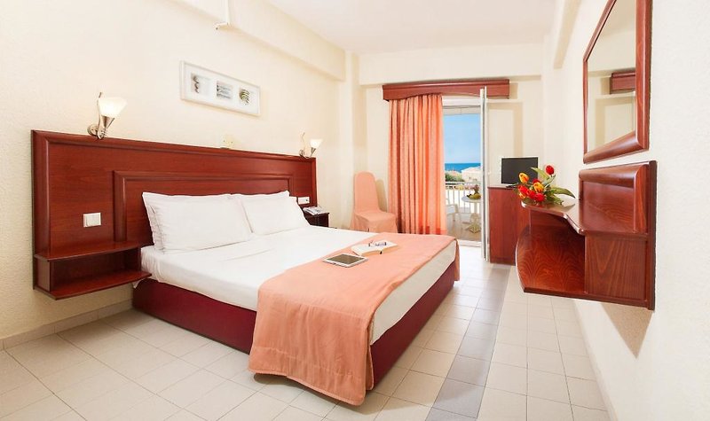 Ferien im Xenios Loutra Village Beach Hotel - hier günstig online buchen
