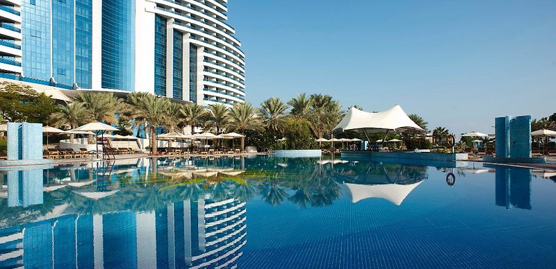 Ferien im Le Meridien Al Aqah Beach Resort - hier günstig online buchen