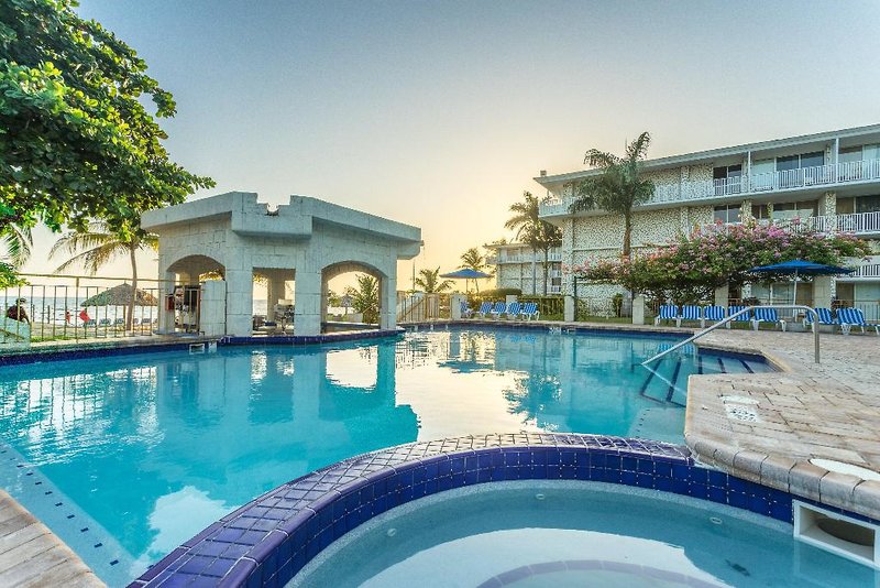 Ferien im Holiday Inn Resort Montego Bay - hier günstig online buchen