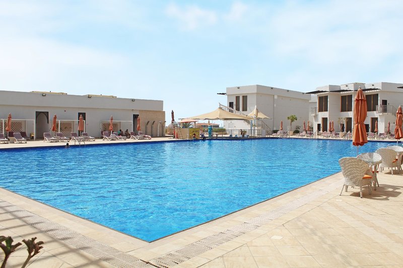 Ferien im Mirage Bab Al Bahr Beach Resort - hier günstig online buchen
