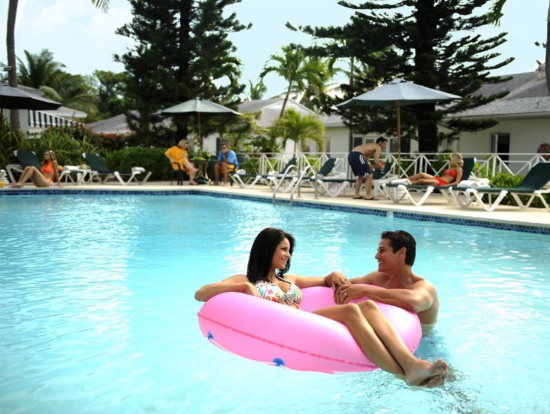 Ferien im Bay View Suites Paradise Island - hier günstig online buchen