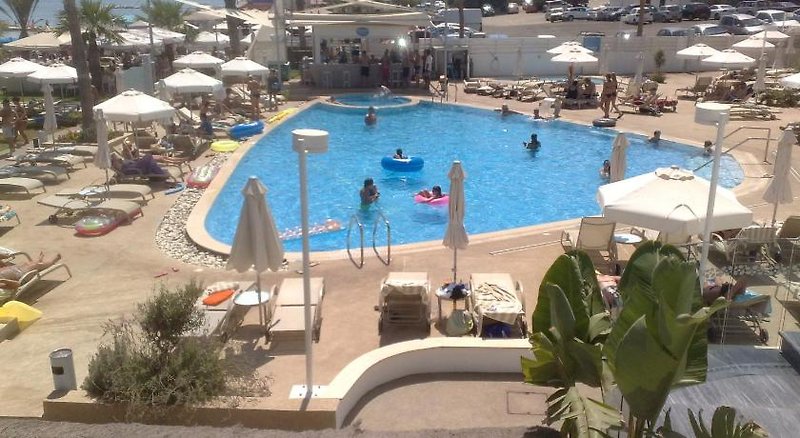 Ferien im Vrissaki Beach Hotel - hier günstig online buchen