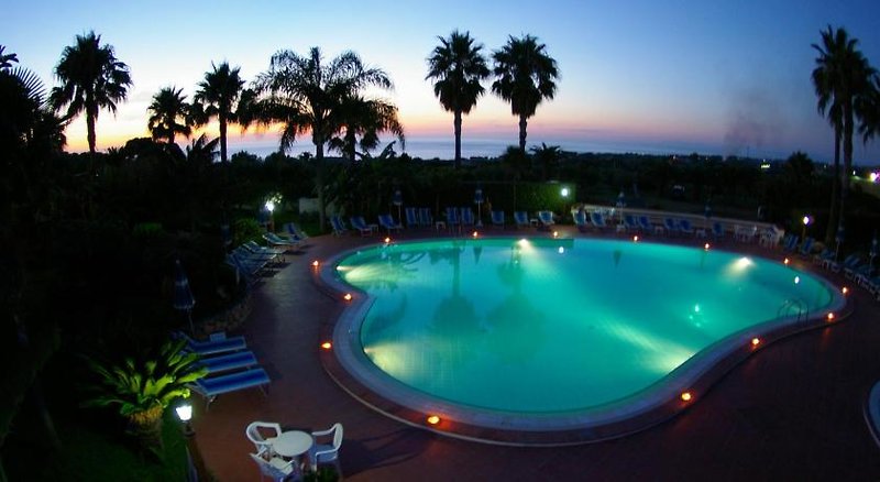Ferien im Hotel Residence Costa Azzurra - hier günstig online buchen