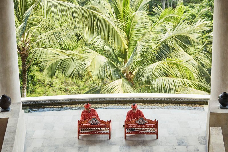 Ferien im Four Seasons Resort Bali at Sayan - hier günstig online buchen