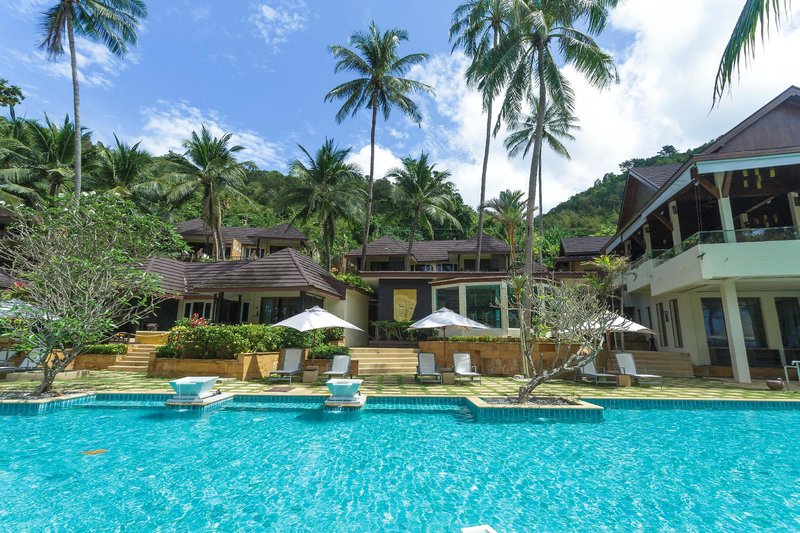 Ferien im Andaman White Beach Resort - hier günstig online buchen
