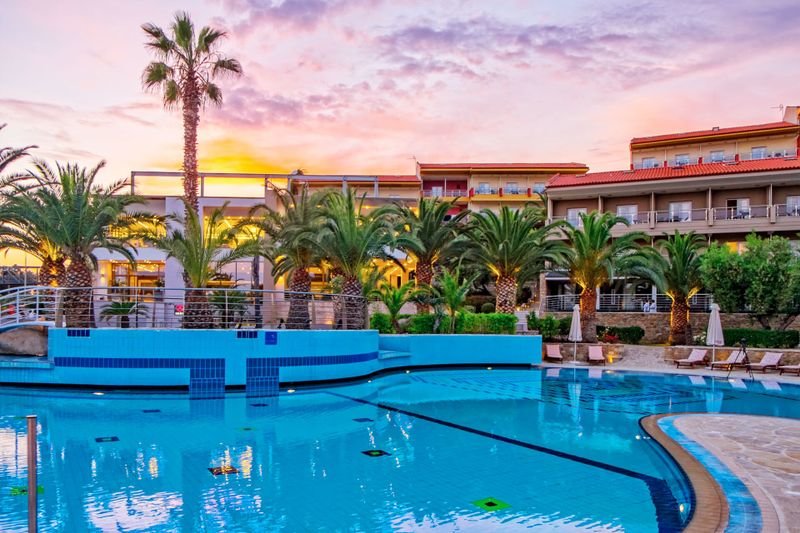 Ferien im Lagomandra Hotel & Spa - hier günstig online buchen