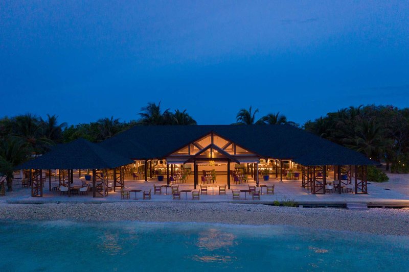 Ferien im Cinnamon Dhonveli Maldives - hier günstig online buchen